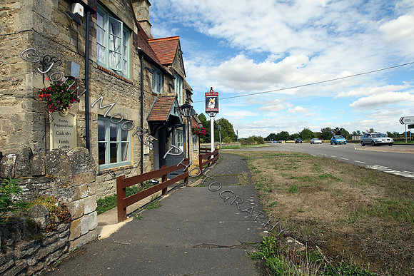 Wodenhoe_220810_01
